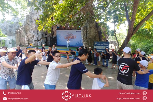 Tổ chức Teambuilding tại Khoang Xanh