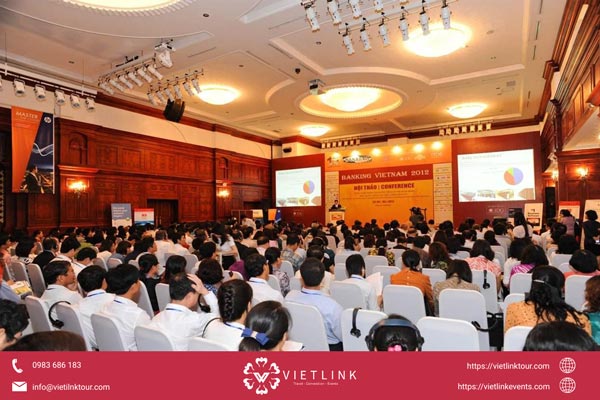 Dịch Vụ Quay Phim Hội Thảo Tại TP.HCM Chuyên Nghiệp