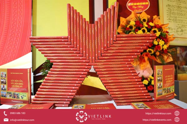 Ưu điểm khi sử dụng dịch vụ thiết kế ấn phẩm sự kiện tại VietLink Events