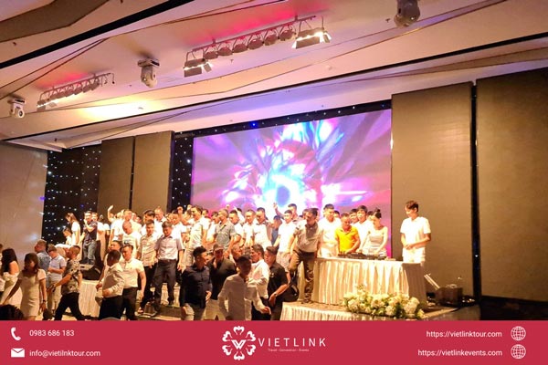 VietLink Events – Đối tác tổ chức Gala Dinner uy tín Kinh nghiệm tổ chức Gala Dinner thành công & ấn tượng cho doanh nghiệp