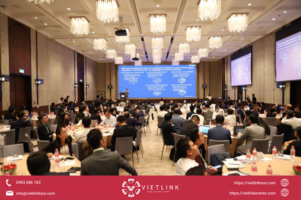 Tổ chức hội nghị khách hàng kết hợp với tiệc nhẹ trọn gói