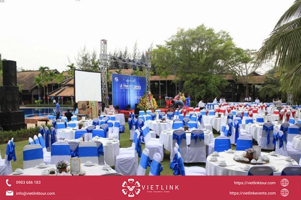 Dịch vụ tổ chức tiệc cuối năm trọn gói – Kết nối & tri ân