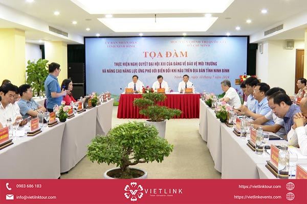 Tổ chức hội nghị kết hợp tọa đàm chuyên đề - VietLink Events