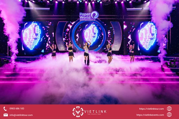 Vai trò của sự kiện ra mắt thương hiệu trong chiến lược truyền thông doanh nghiệp Tổ chức sự kiện ra mắt thương hiệu kết hợp trình diễn nghệ thuật